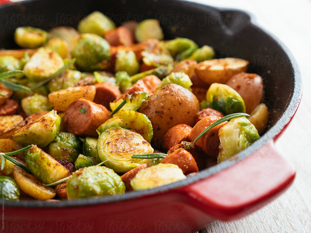 Brussels sprouts with Vegan Sausages and Potatoes