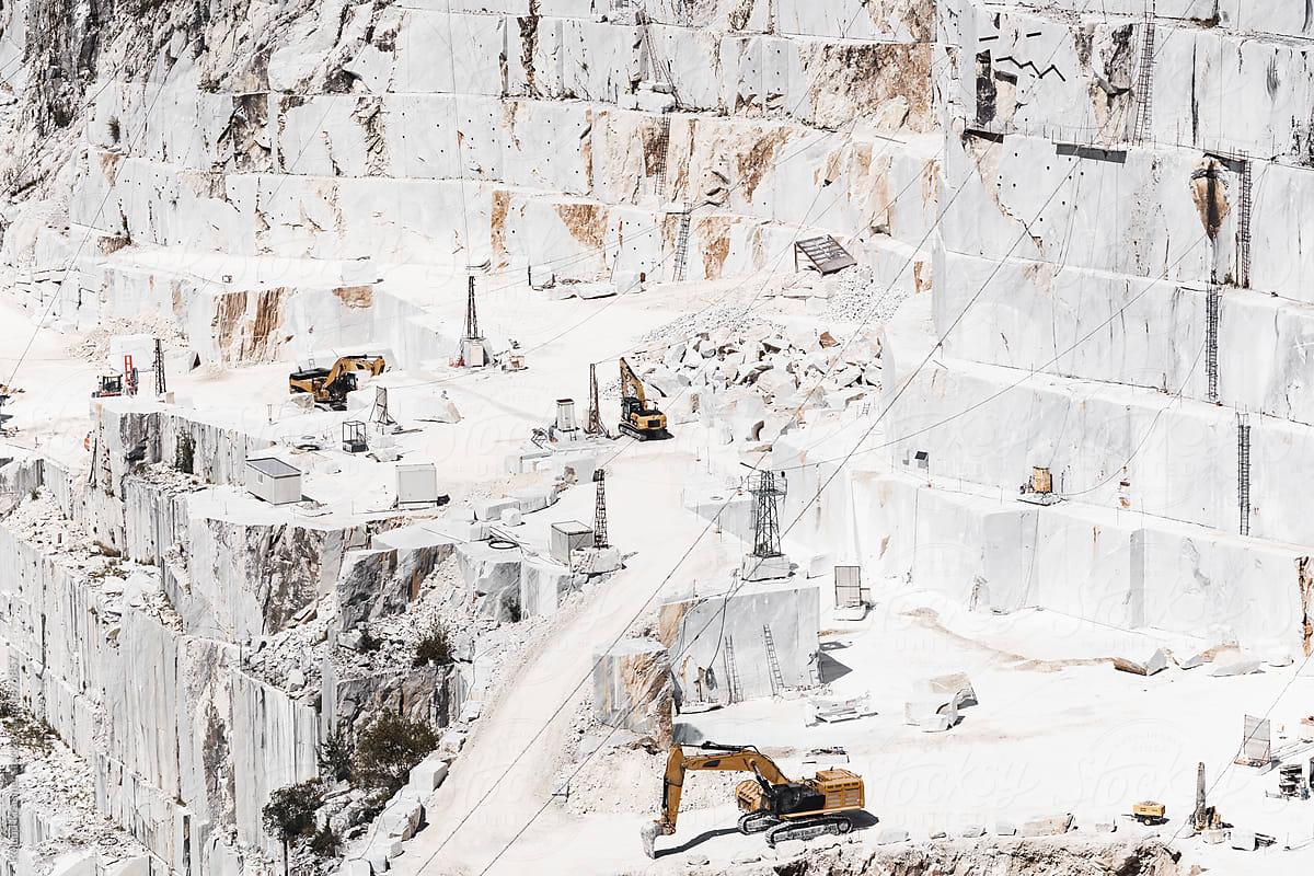 Marble Quarrying in Northern Tuscany 15