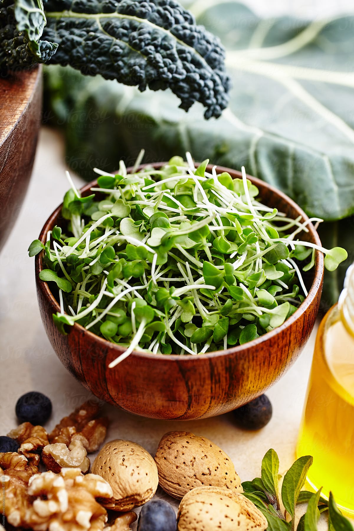 Broccoli sprouts with other superfoods