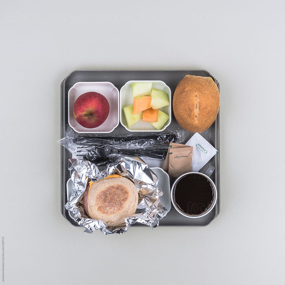 This Airline Breakfast Meal Only Looks Good When You\'re Trapped on a