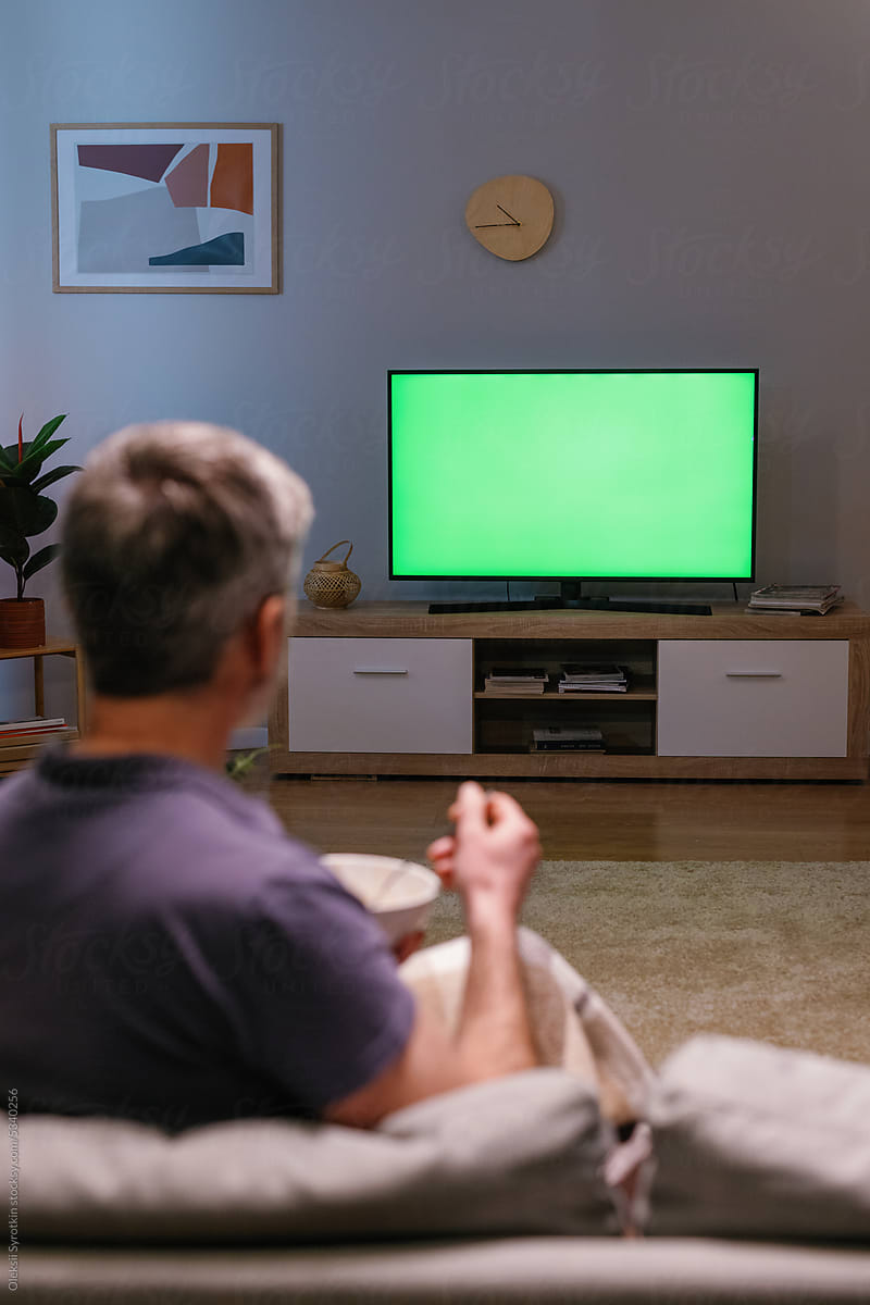 Green screen leisure TV watch living room