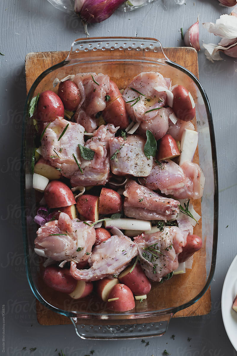 Preparation of a rabbit with potatoes