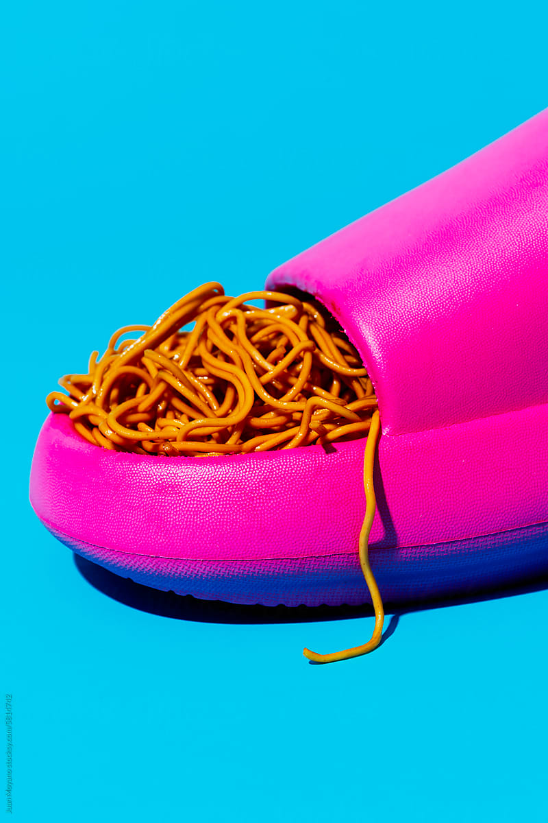 yakisoba noodles in a plastic pink sandal