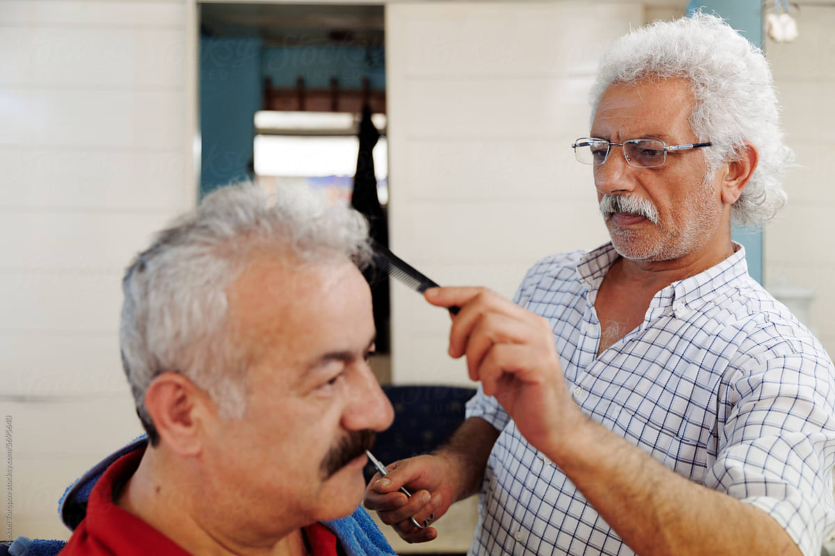 elderly man hairdresser