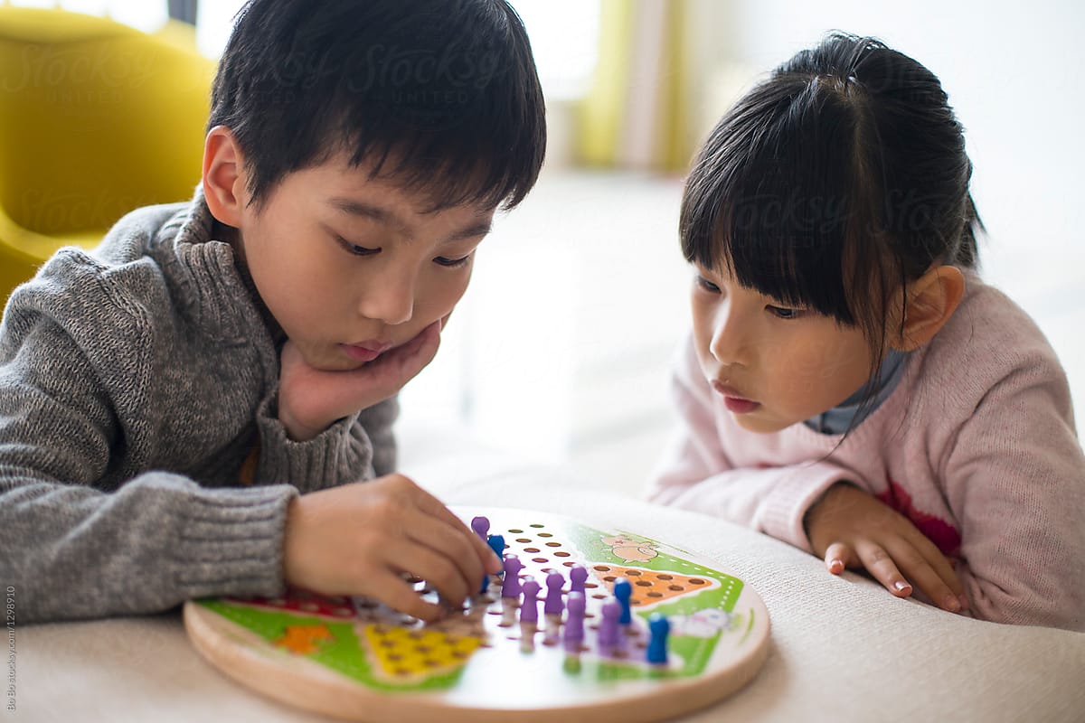 how to play chinese checkers for kids