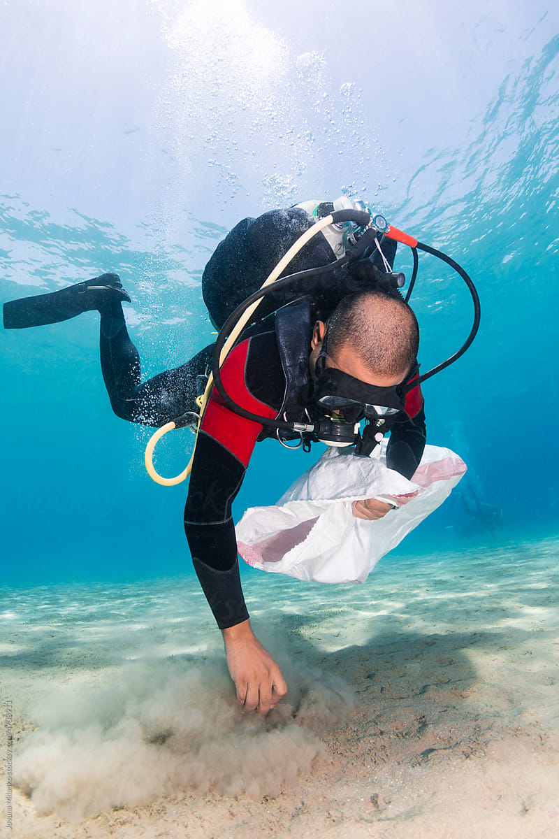 Cleaning Up Ocean Floor
