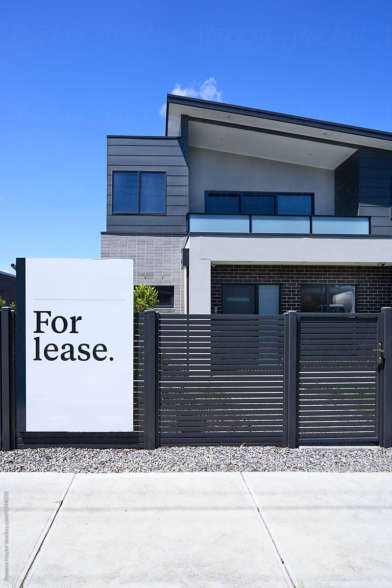 Modern townhouse for lease