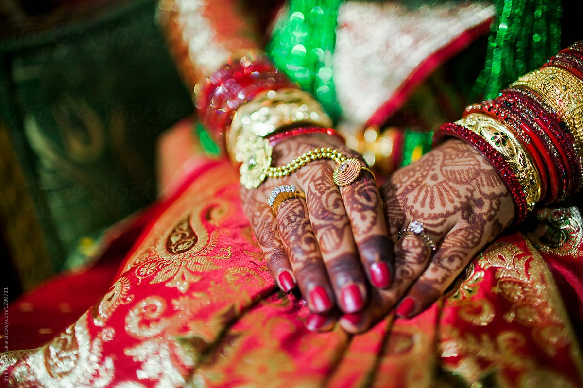 Hands of a south Asian bride.