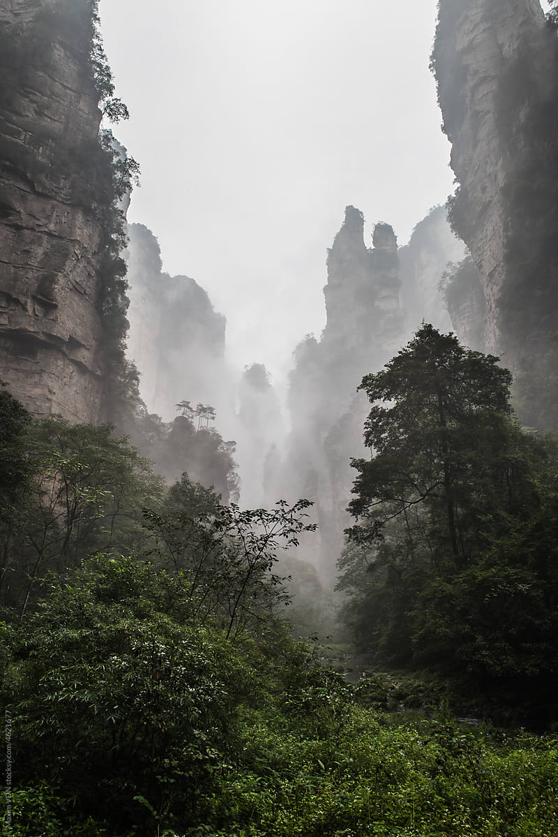 Avatar movie mountains