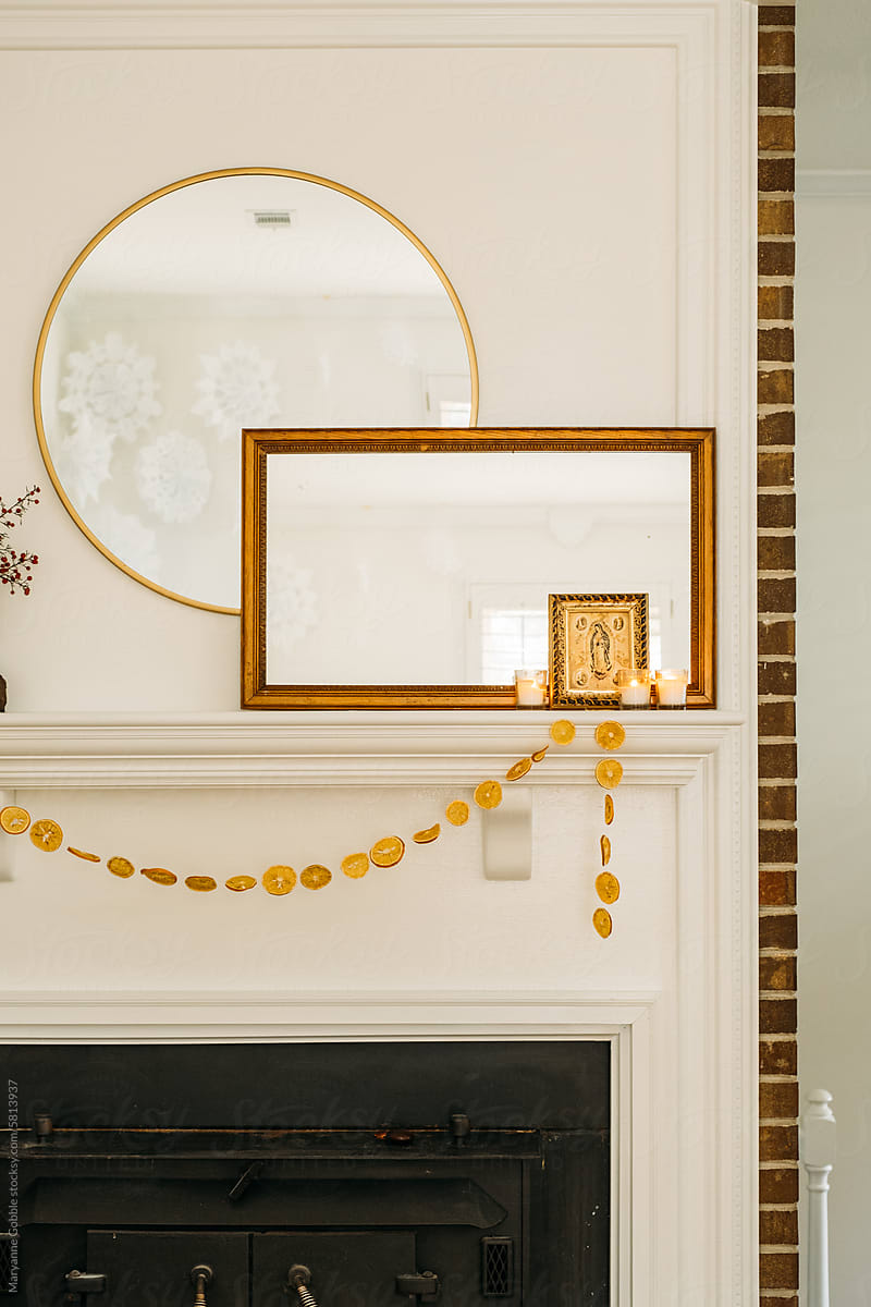Holiday Decor on Fireplace Mantle in Living Room