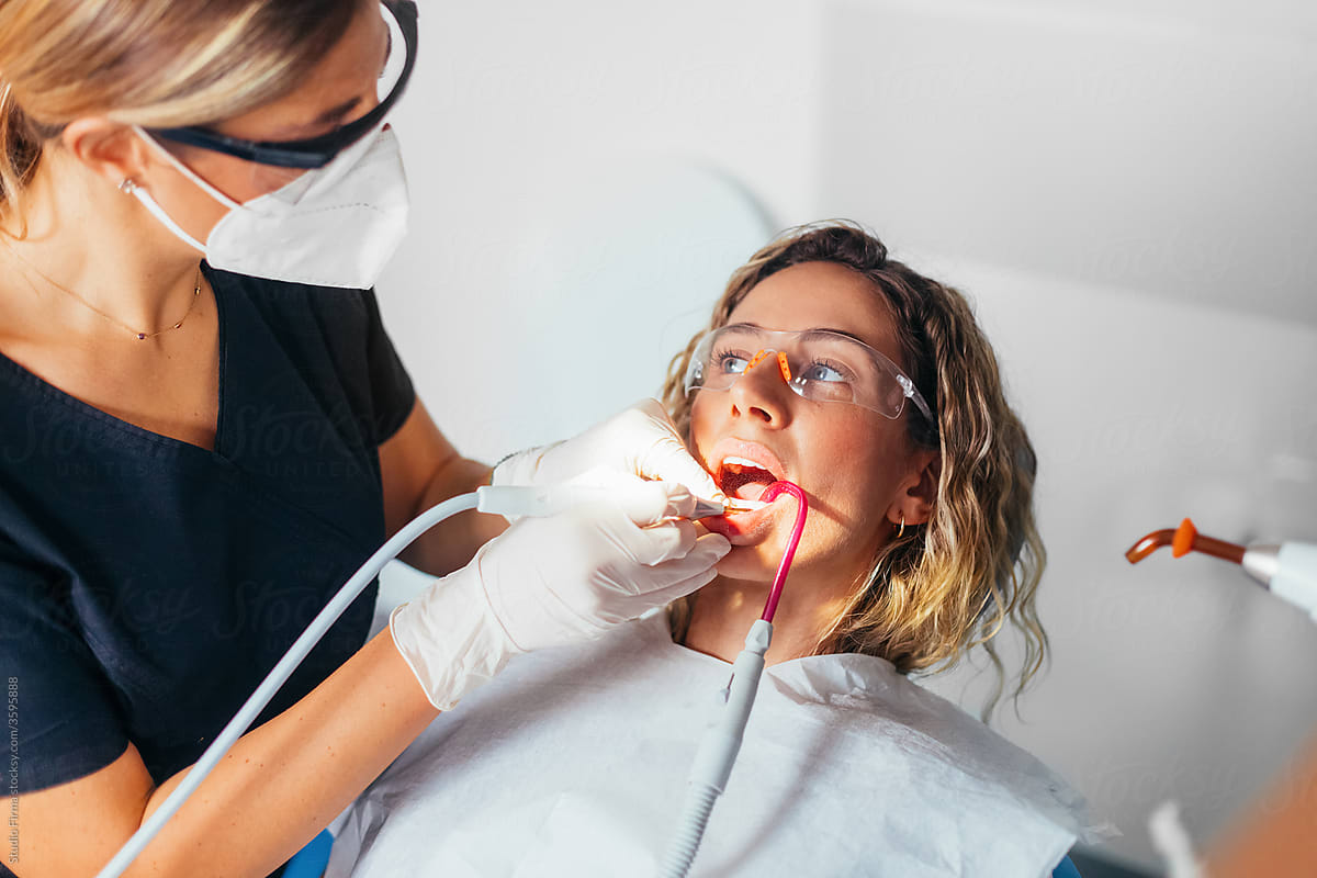 A Woman at a Dentist
