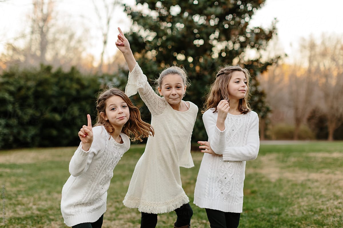 Sibling Poses for Every Age - The Milky Way