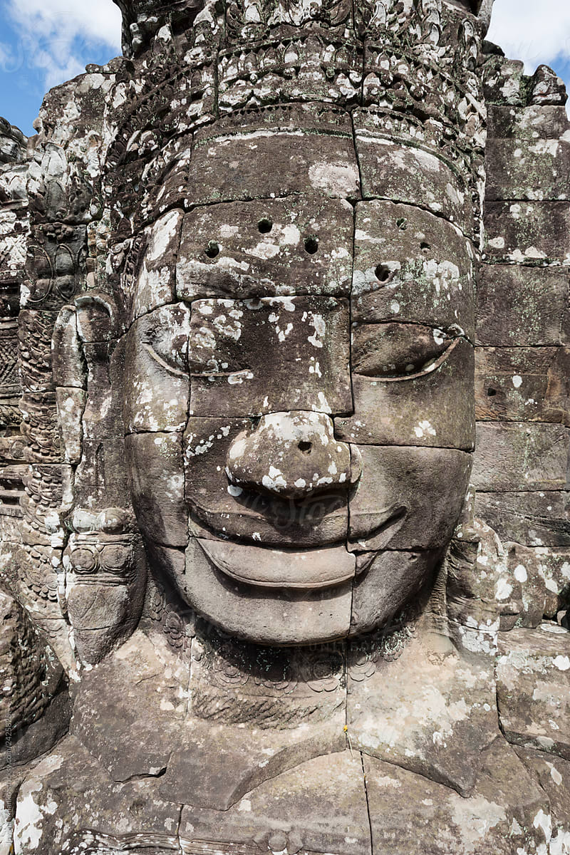 Head statue in Bayon Temple