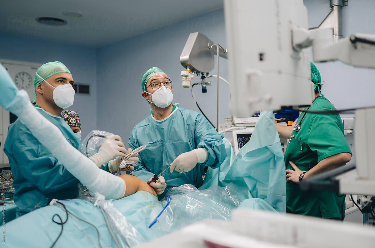 Keyhole surgery in operating room