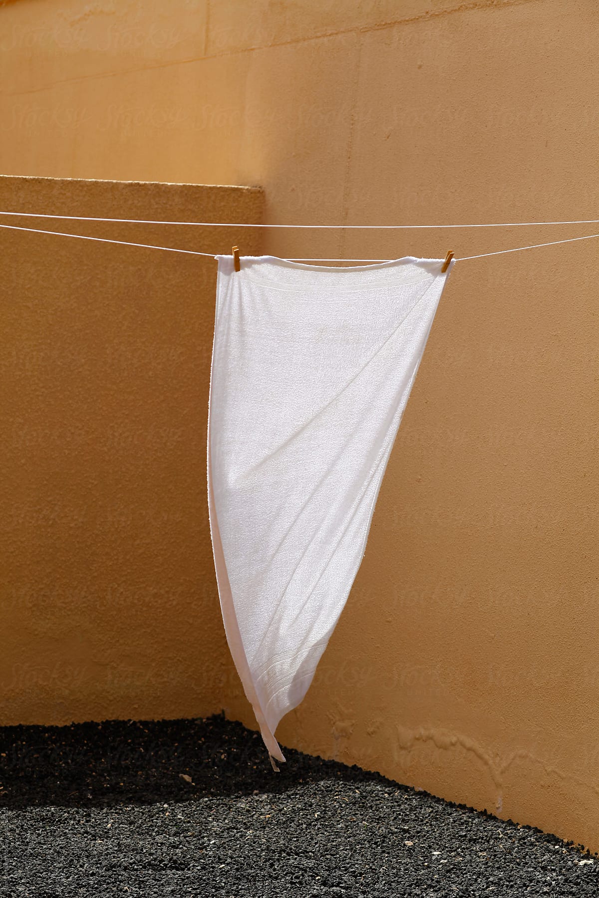 towel on clothesline