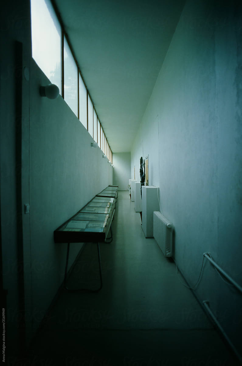 An empty corridor in a library