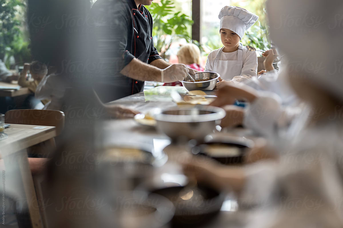Master class of traditional cooking for kids