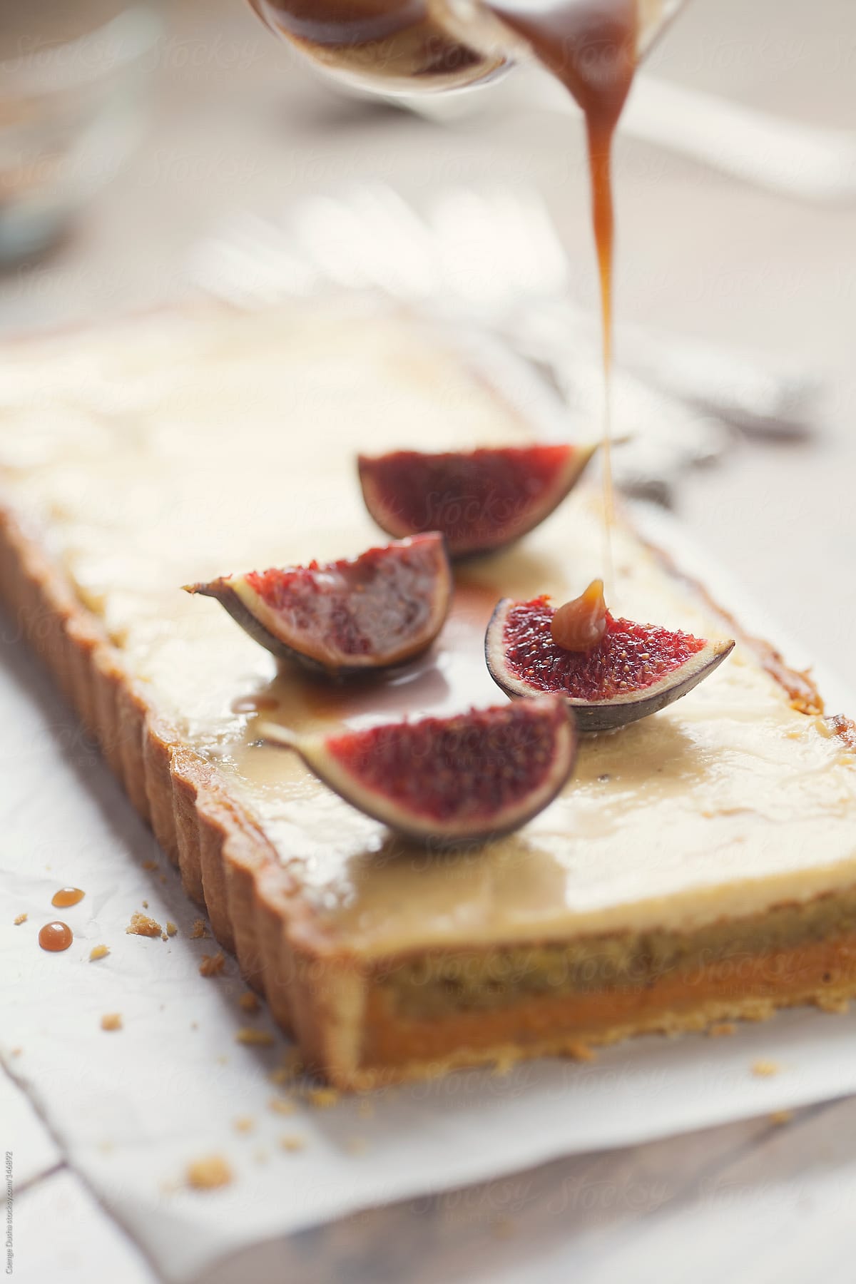 Pistachio-apricot-fig tart