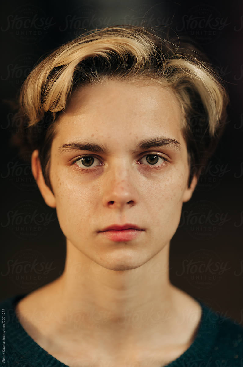 Young Androgyne Woman
