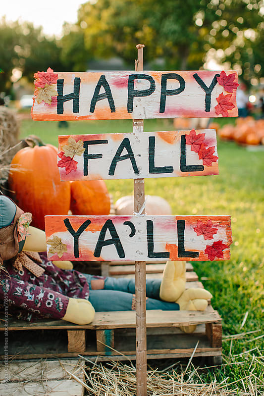 A Fall / Autumn sign that says 