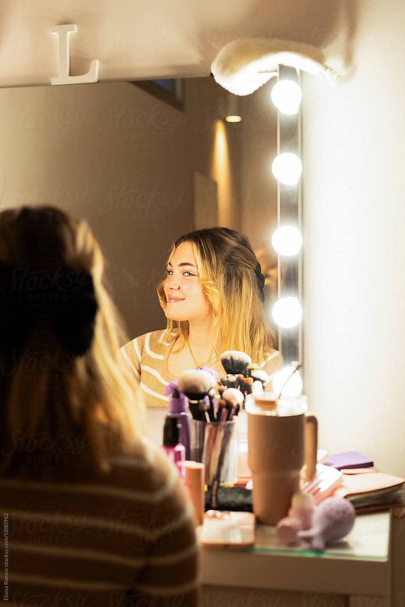 Beauty Moment of a woman in a vanity mirror