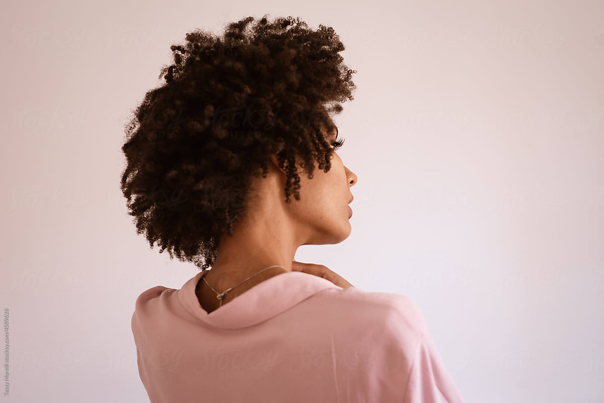 Copyspace back portrait with afro hair
