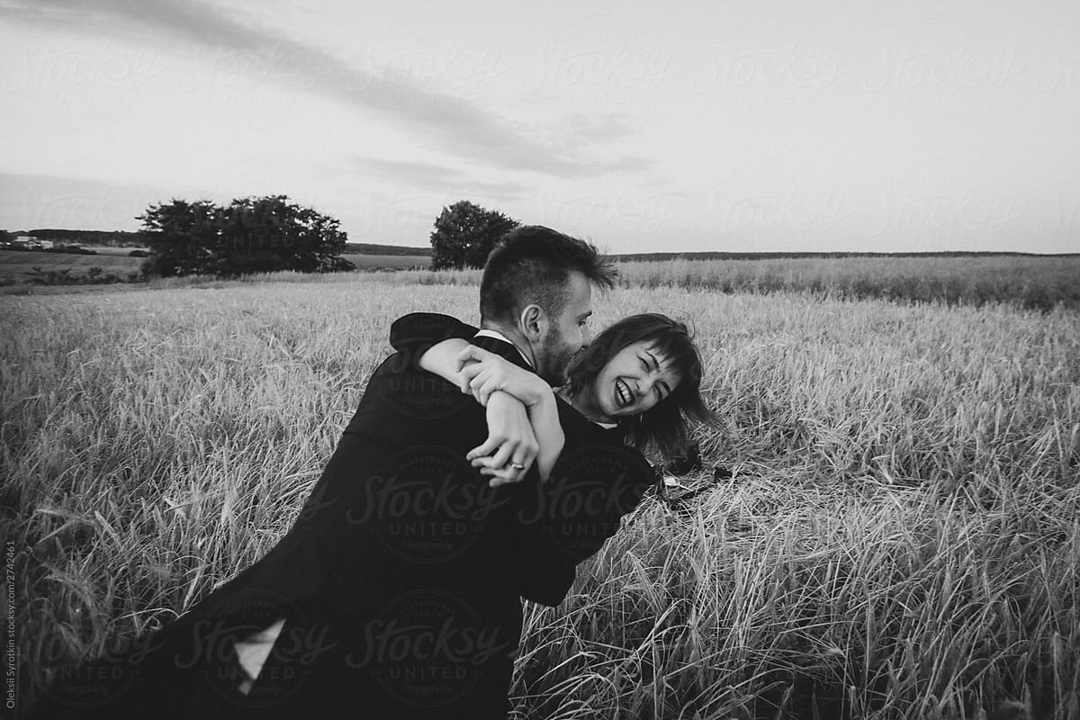 Lovely Couple Happy Playing Outdoors Stock Image Everypixel 5714