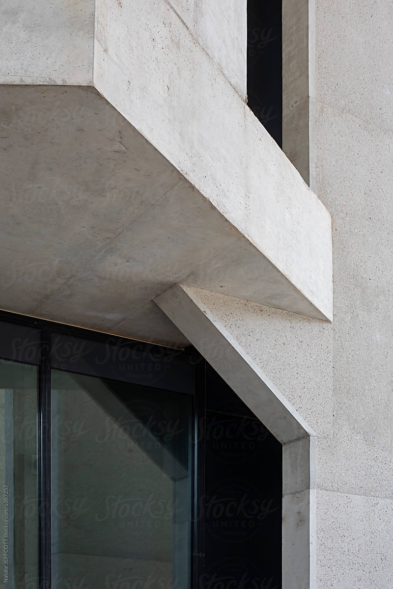 Concrete building feature