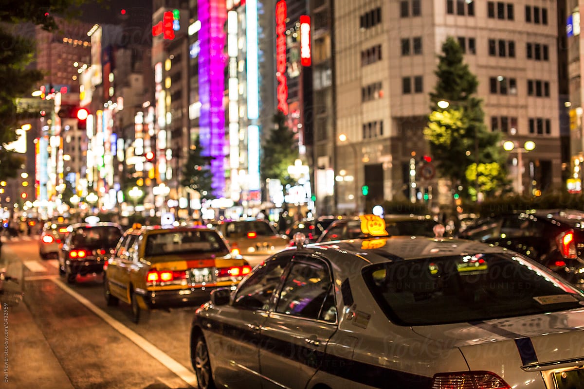 Blurry traffic of Tokyo