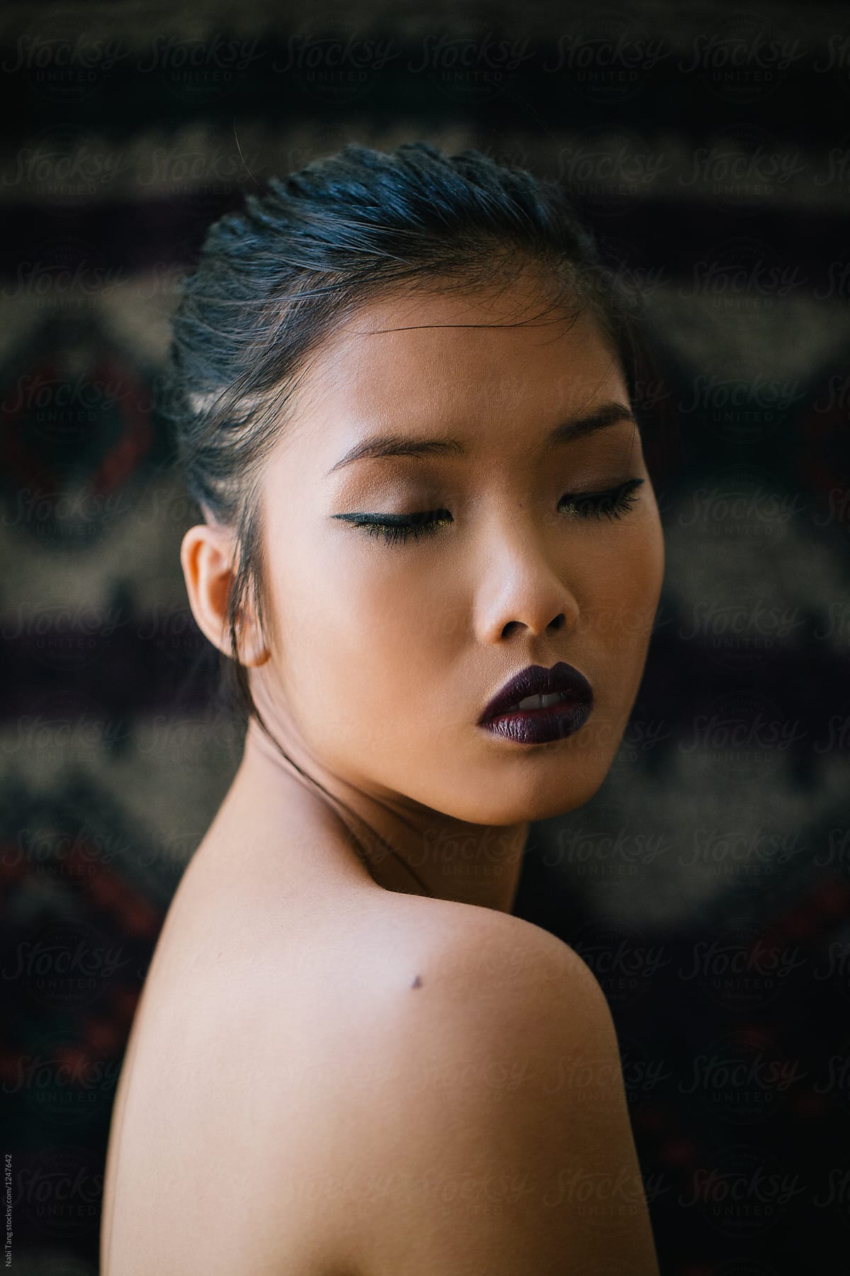 dark purple lipstick