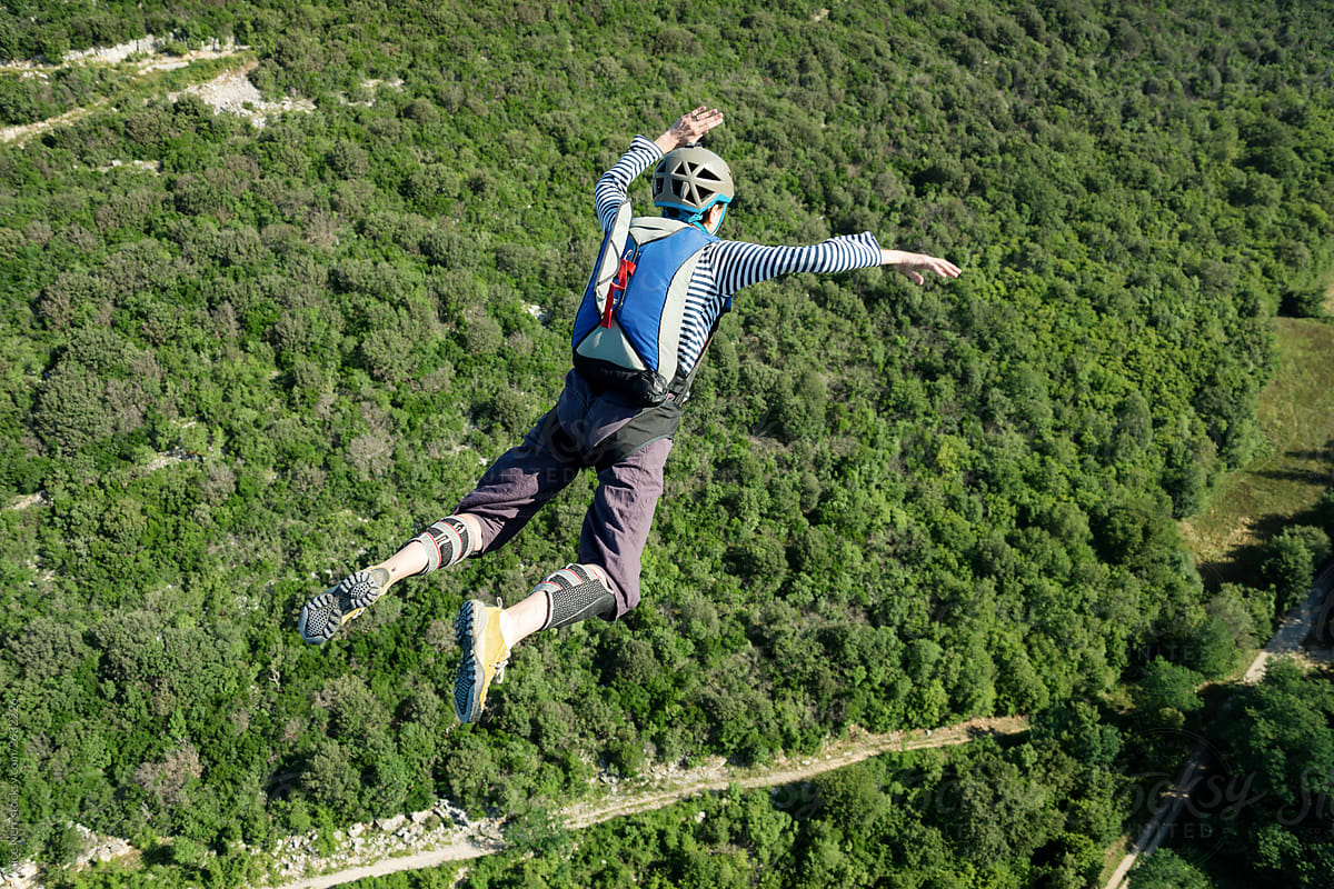 Skydiver  BASE jumping