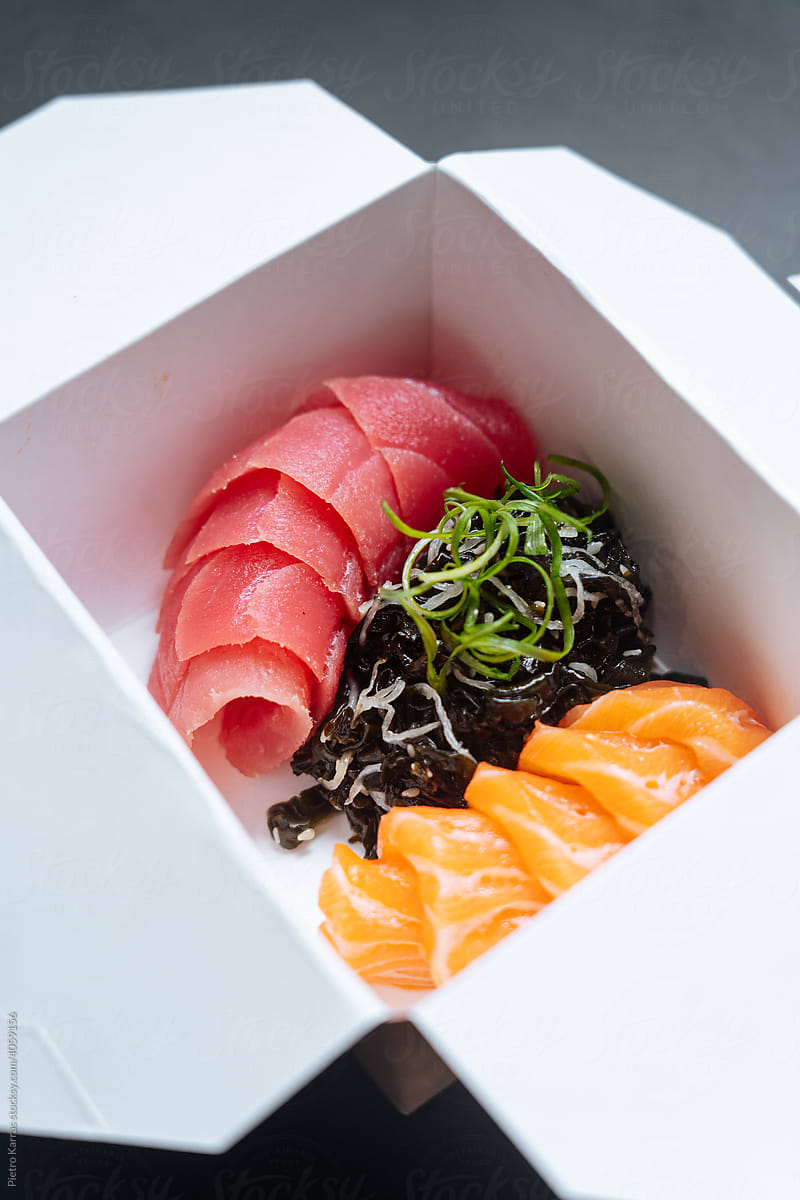 sashimi slices of salmon and tuna
