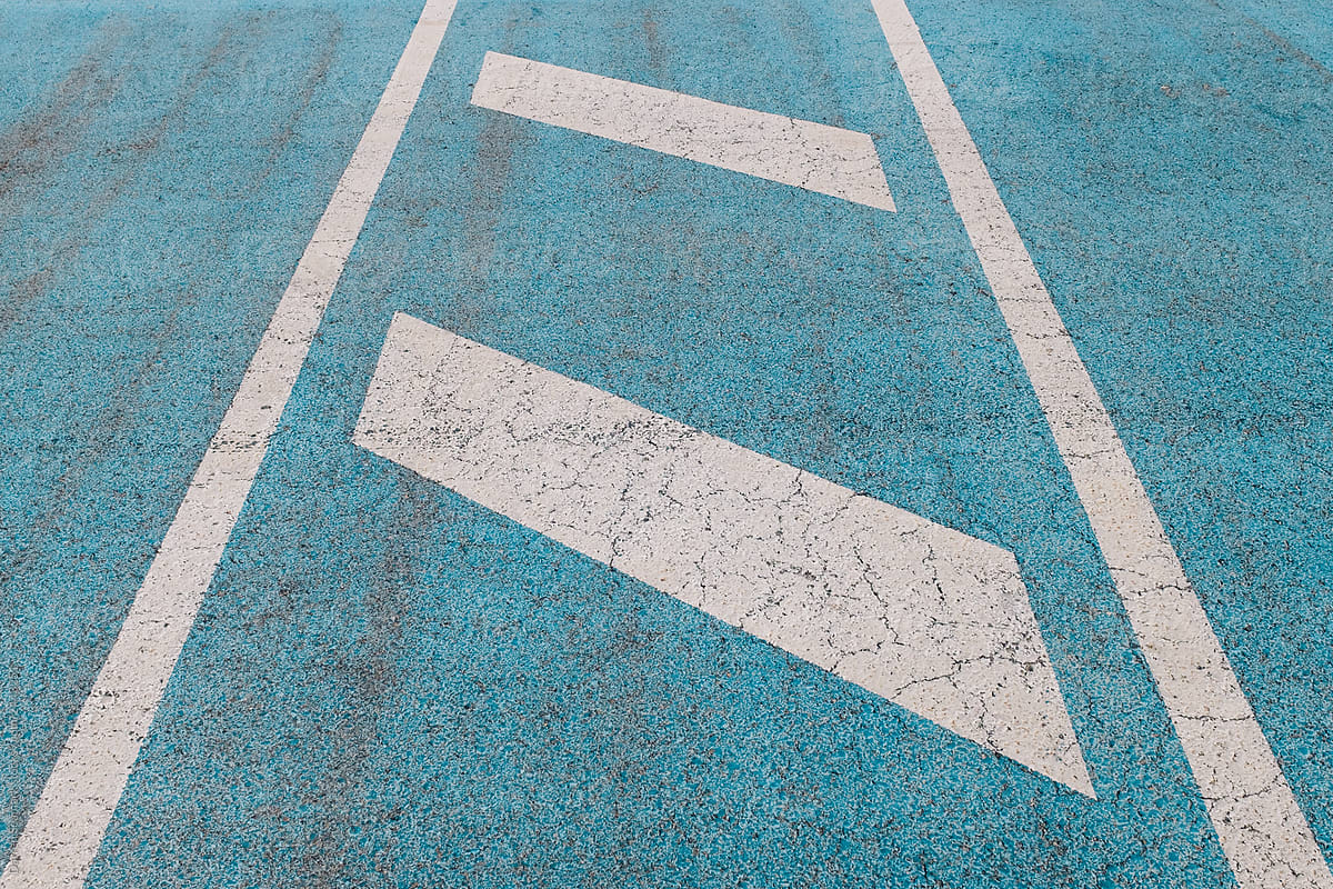 Diagonal Blue and white road markings