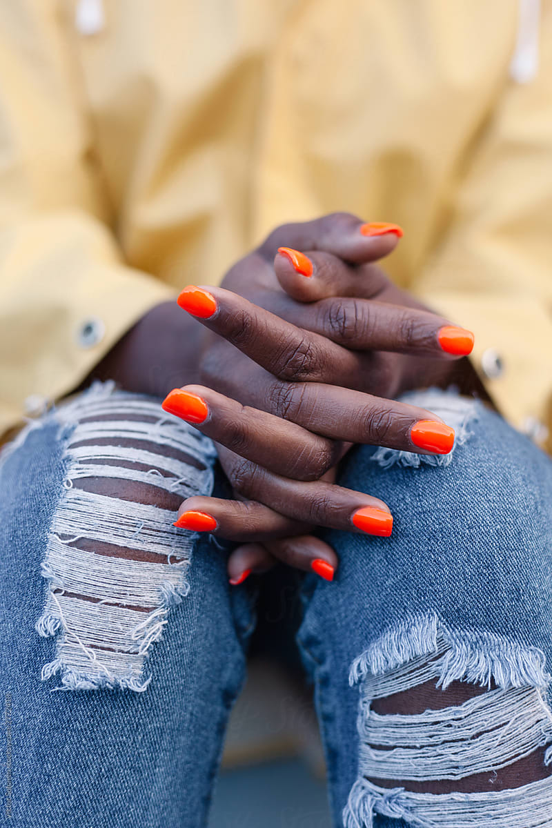 Street lifestyle closeup of black african american woman hands
