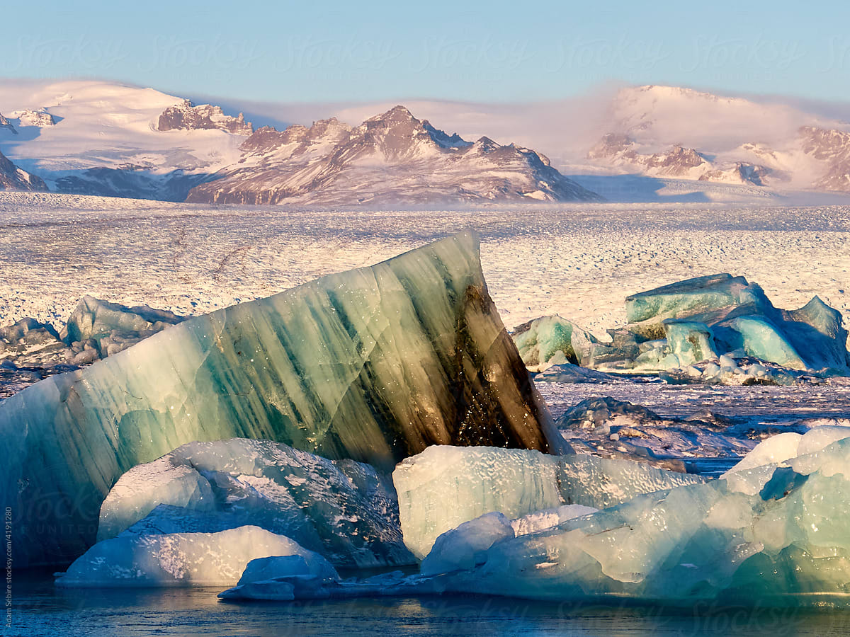 Ice and icebergs melting under Arctic climate change