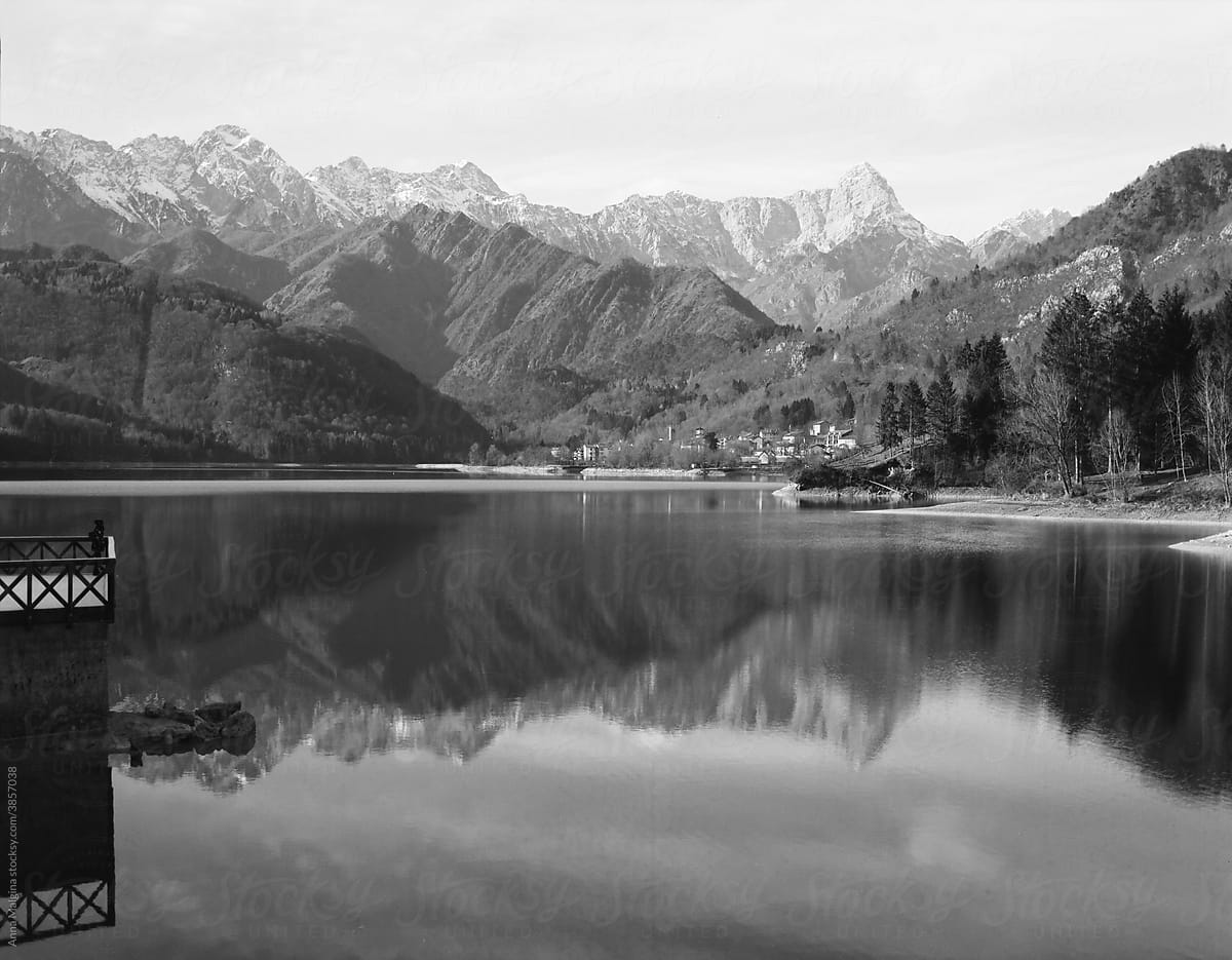 A beautiful mountain lake in Italy