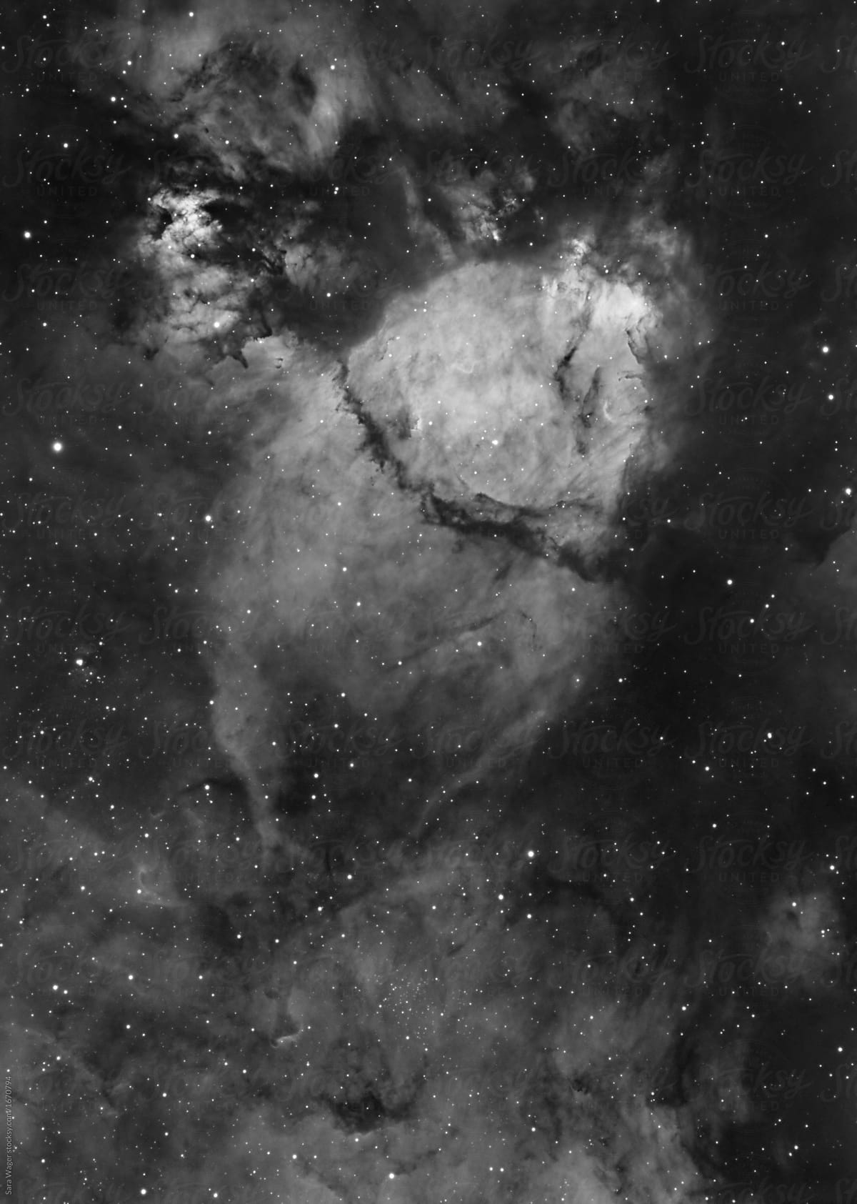 The end of the Heart nebula in mono