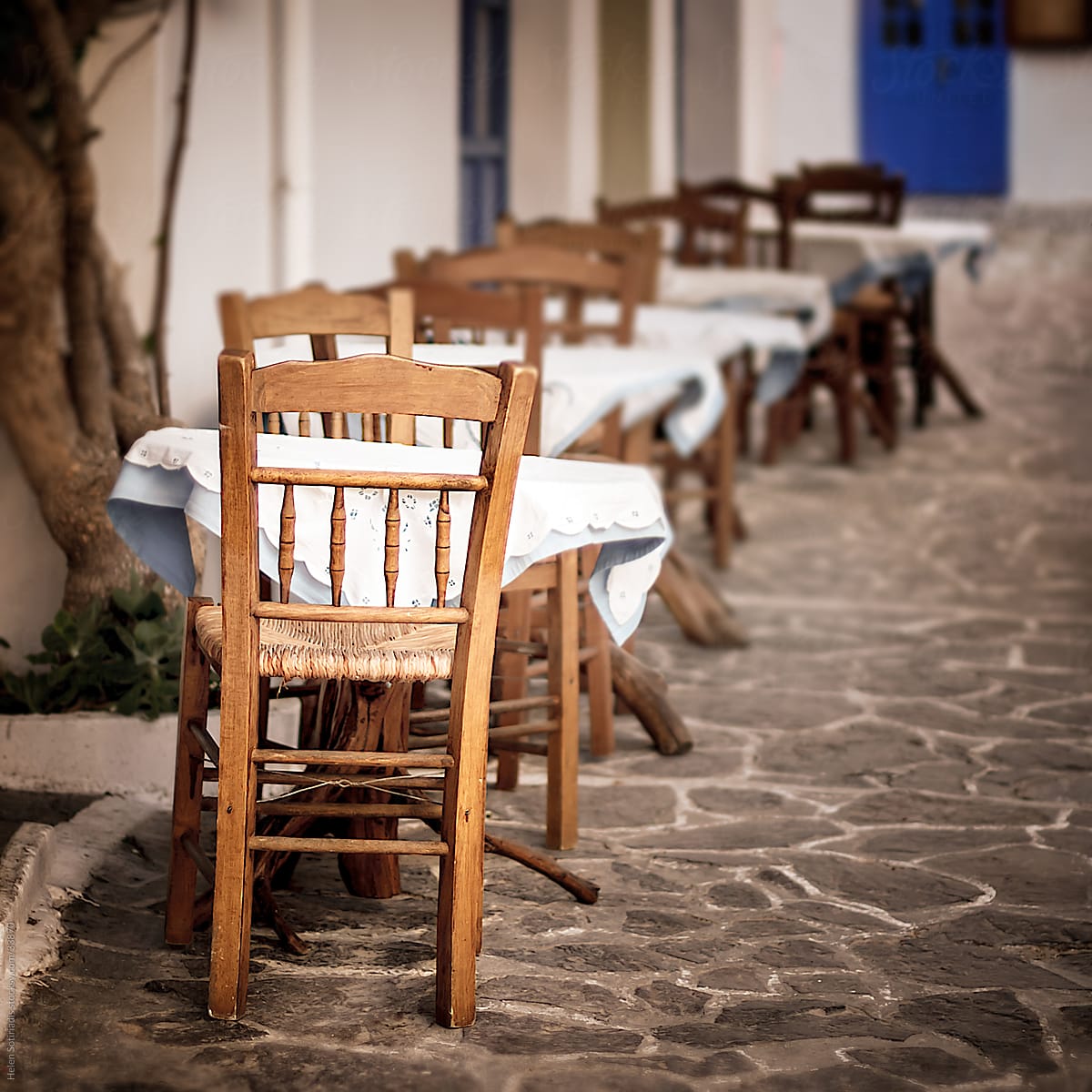 Restaurant Outdoor Dining Tables