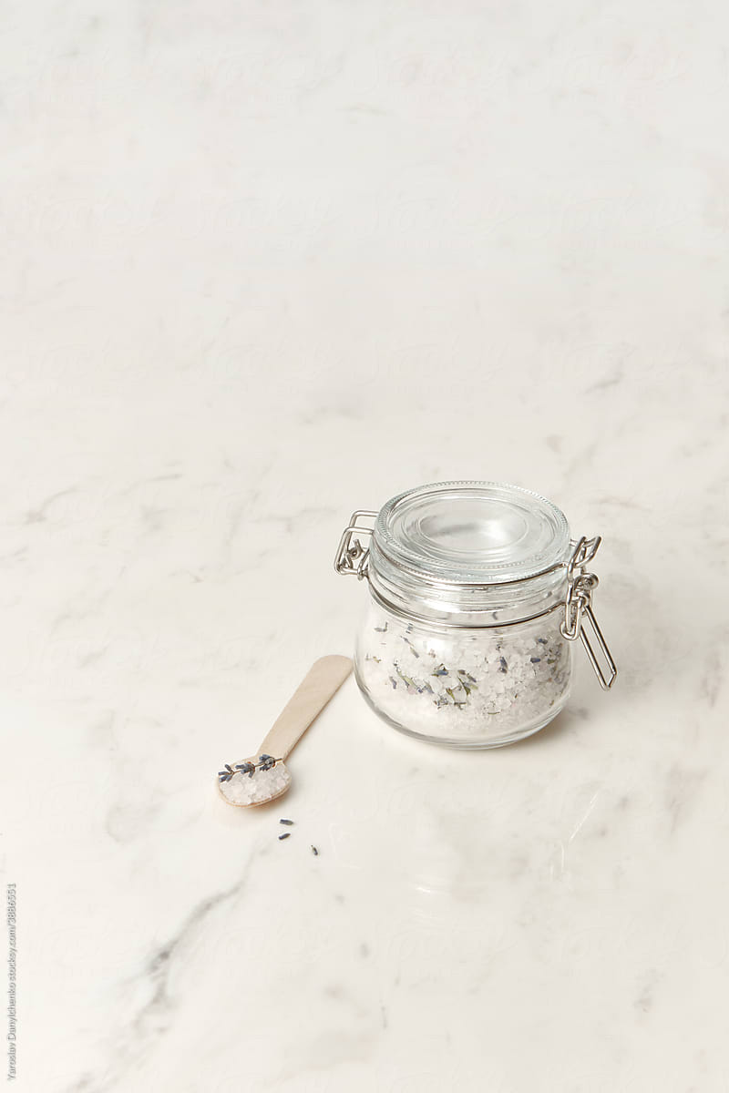 Spa salt in jar and spoon