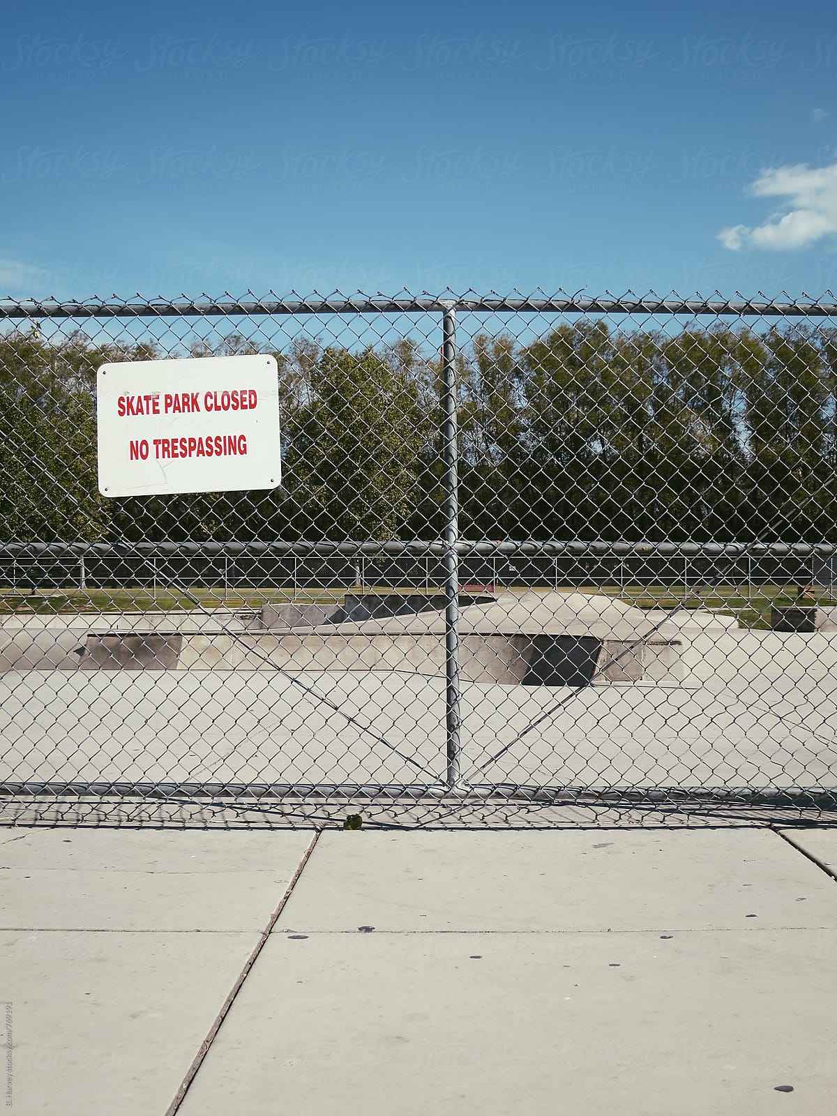 Skate Park Closed No Tresspassing