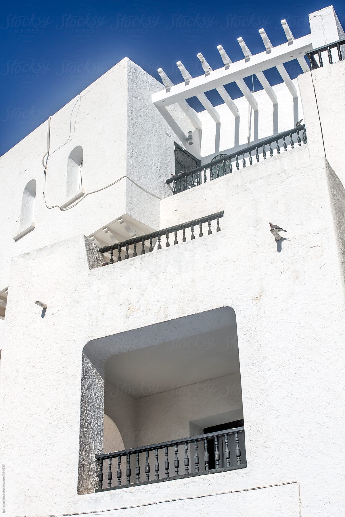 traditional North African architecture, minimalism, white