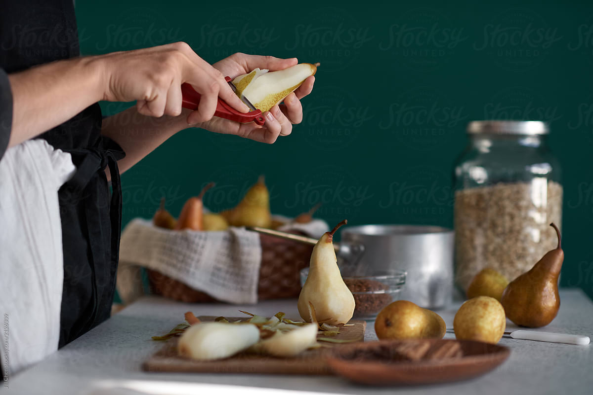 Preparing to baking with pears