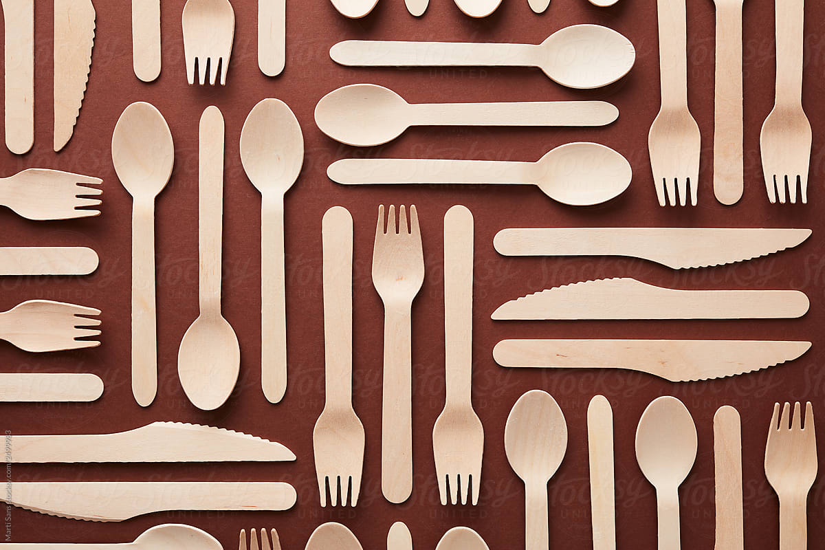 Geometric layout of wooden cutlery