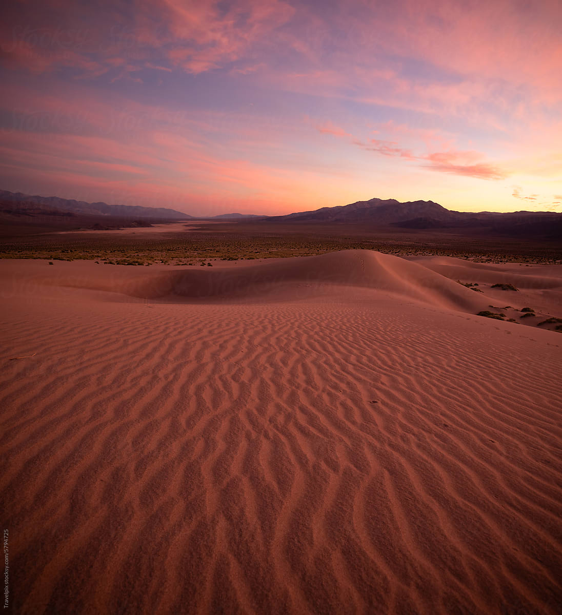 Sunset and Adventure in the Dunes. Death Valley. California (vt)