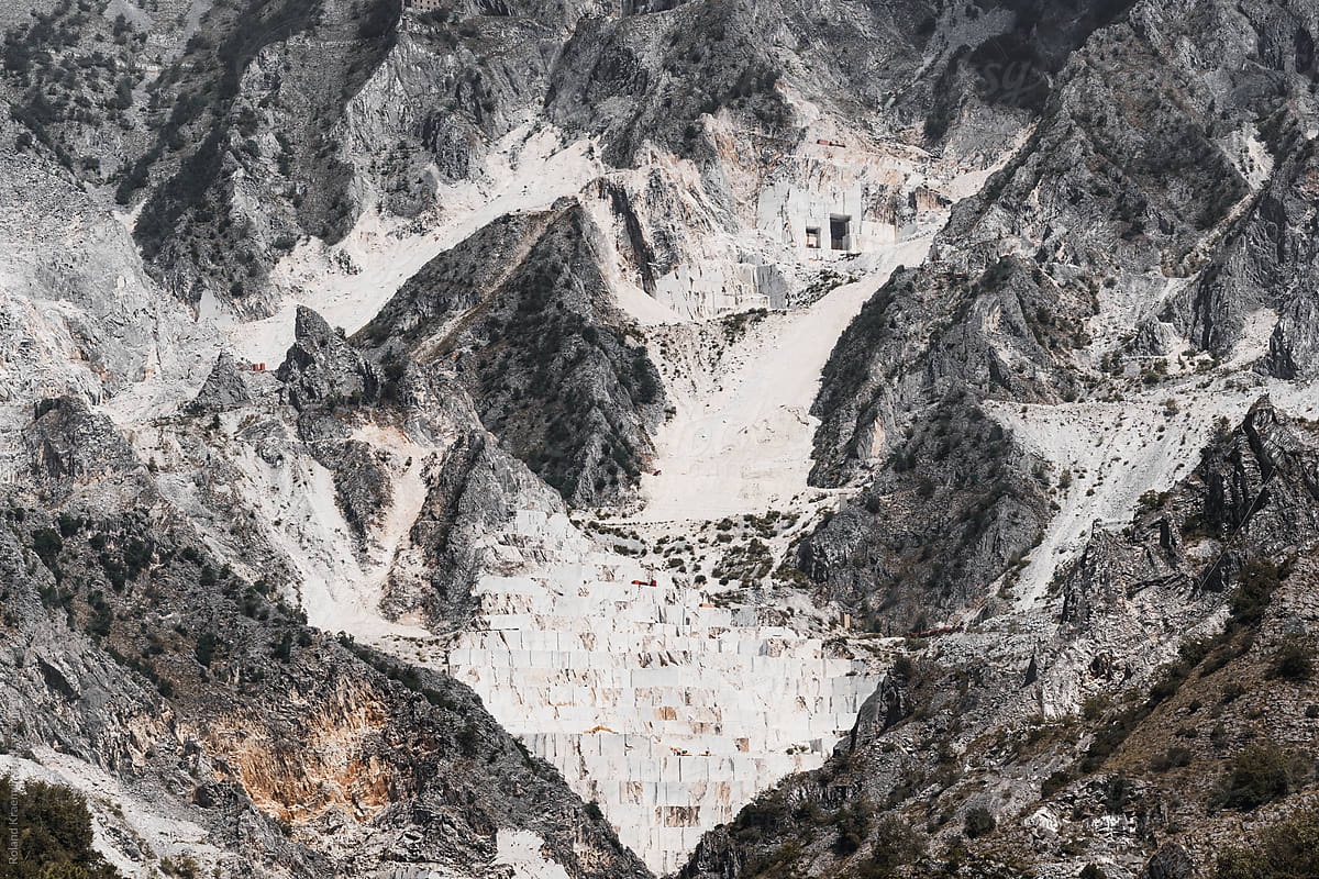Marble Quarrying in Northern Tuscany 25