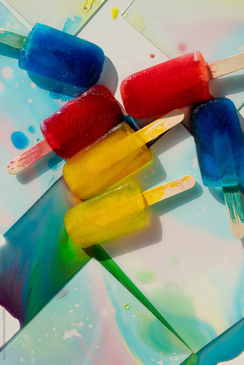 Mixing color together ice pops
