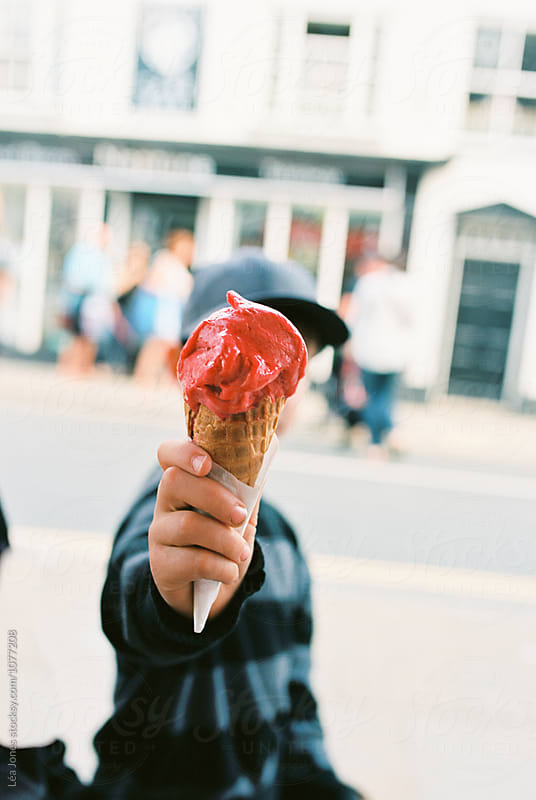 red ice cream cone