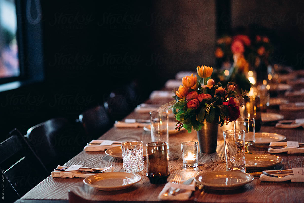 Dinner Party Charming Table Setting