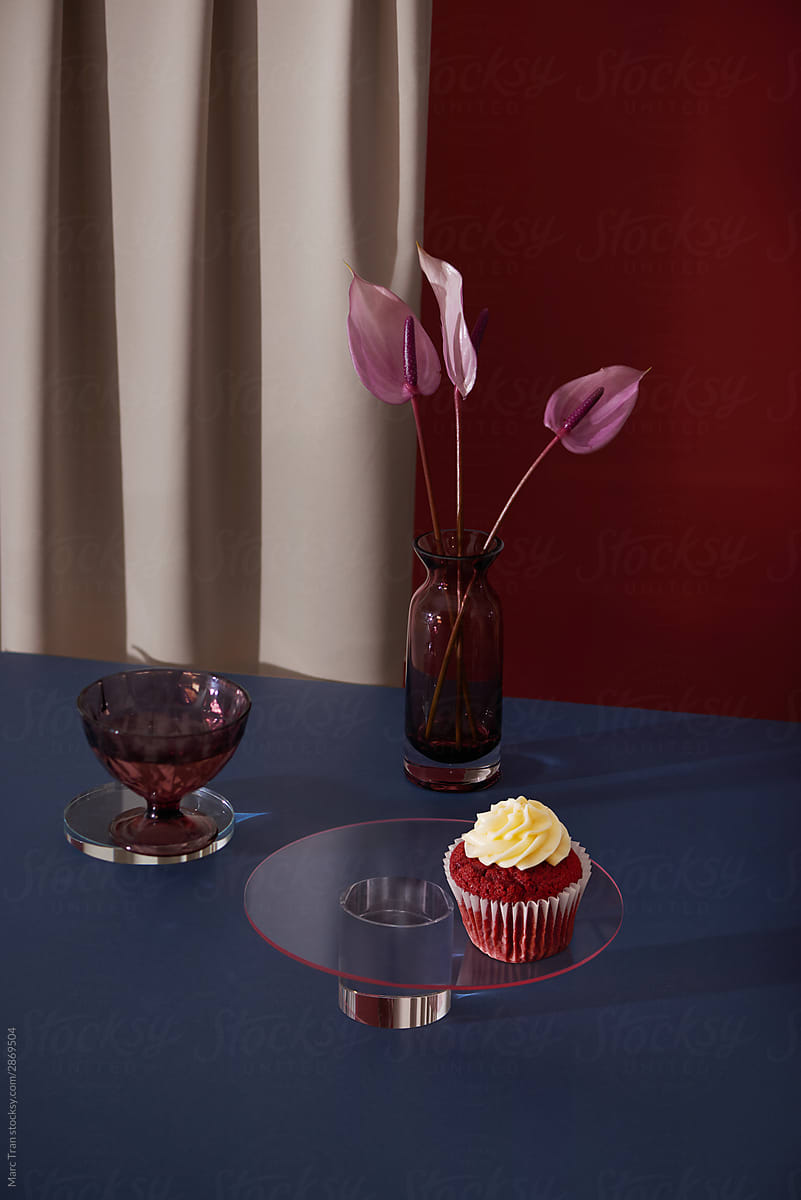 Still life red velvet cake and vase