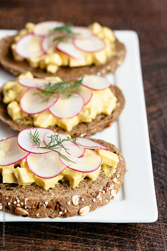 Egg-less Salad Sandwiches